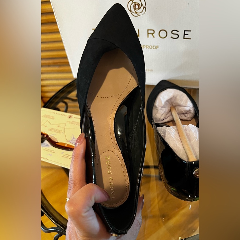 Taryn Rose Weatherproof Heels - Size 7W - NWT 🖤👠 - Picture 7 of 12